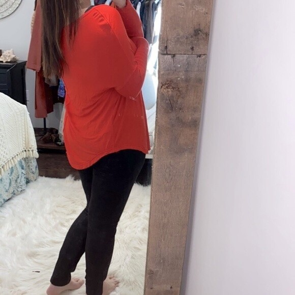 Free People size small oversized longsleeve top - Picture 4 of 9